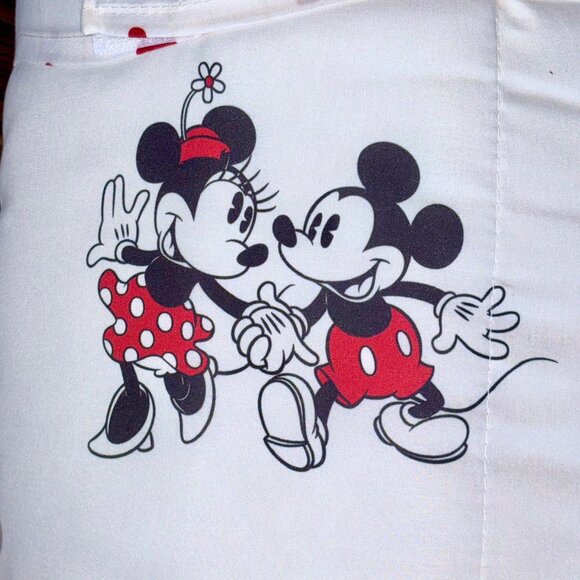 BRAND NEW Disney Mickey Mouse 2-pc TWIN SIZE Comforter Set (+ matching sham) - Picture 1 of 6